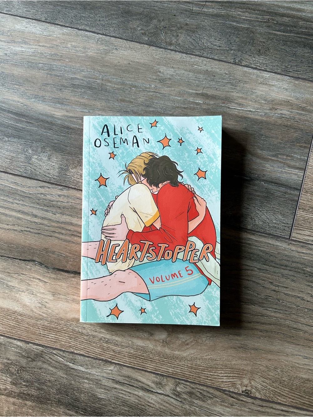 Heartstopper Volume 5 by Alice Oseman